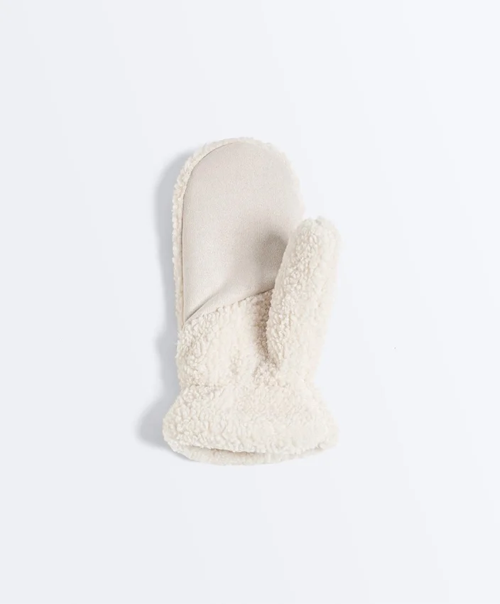 Fäustlinge aus Kunstlammfell mit Kordel Fäustlinge aus Kunstlammfell mit Kordel