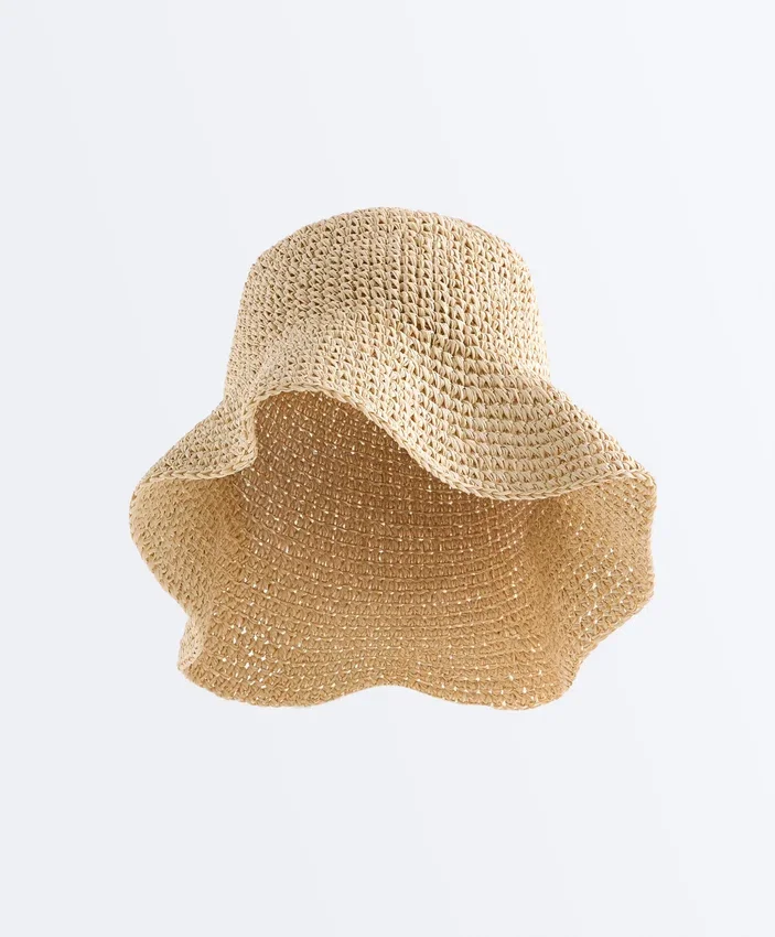 Geflochtener Bucket-Hut im Raffia-Look Geflochtener Bucket-Hut im Raffia-Look