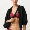 Geometrisches Jacquard-Halter-Bikinioberteil Geometrisches Jacquard-Halter-Bikinioberteil