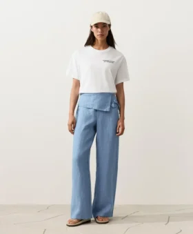 Gerade geschnittene Hose aus 100 % Leinen mit umgeschlagenem Bund