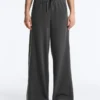 Gerade geschnittene Hose aus Fleece-Baumwollmischung Gerade geschnittene Hose aus Fleece-Baumwollmischung