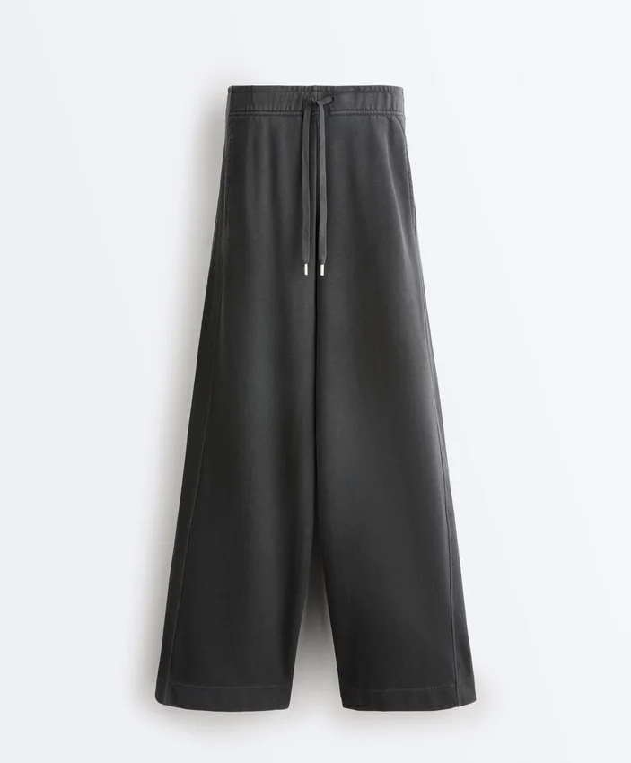 Gerade geschnittene Hose aus Fleece-Baumwollmischung Gerade geschnittene Hose aus Fleece-Baumwollmischung