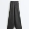 Gerade geschnittene Hose aus Fleece-Baumwollmischung Gerade geschnittene Hose aus Fleece-Baumwollmischung