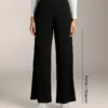 Gerade geschnittene Hose mit Knöpfen und Bündchen aus Soft Touch-Modal Gerade geschnittene Hose mit Knöpfen und Bündchen aus Soft Touch-Modal