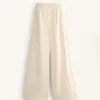 Gerade geschnittene Hose mit seitlichen Rippen und Soft Touch-Modal Gerade geschnittene Hose mit seitlichen Rippen und Soft Touch-Modal