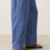 Gerade Hose aus Lyocell-Mischung und 24 % Leinen Gerade Hose aus Lyocell-Mischung und 24 % Leinen