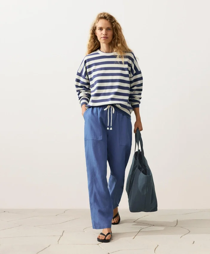Gerade Hose aus Lyocell-Mischung und 24 % Leinen Gerade Hose aus Lyocell-Mischung und 24 % Leinen