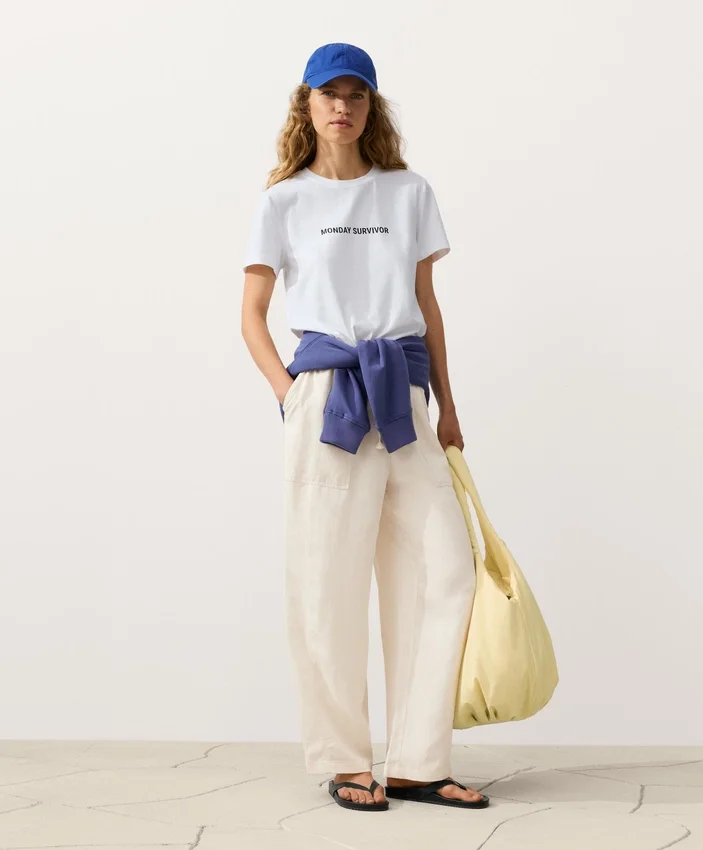 Gerade Hose aus Lyocell-Mischung und 24 % Leinen Gerade Hose aus Lyocell-Mischung und 24 % Leinen