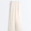 Gerade Hose aus Lyocell-Mischung und 24 % Leinen Gerade Hose aus Lyocell-Mischung und 24 % Leinen