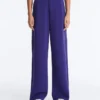 Gerade Hose mit weitem Bein und geripptem Bund aus gebürstetem Modal Gerade Hose mit weitem Bein und geripptem Bund aus gebürstetem Modal