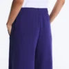 Gerade Hose mit weitem Bein und geripptem Bund aus gebürstetem Modal Gerade Hose mit weitem Bein und geripptem Bund aus gebürstetem Modal