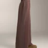 Gerade Hose mit weitem Bein und geripptem Bund aus gebürstetem Modal Gerade Hose mit weitem Bein und geripptem Bund aus gebürstetem Modal