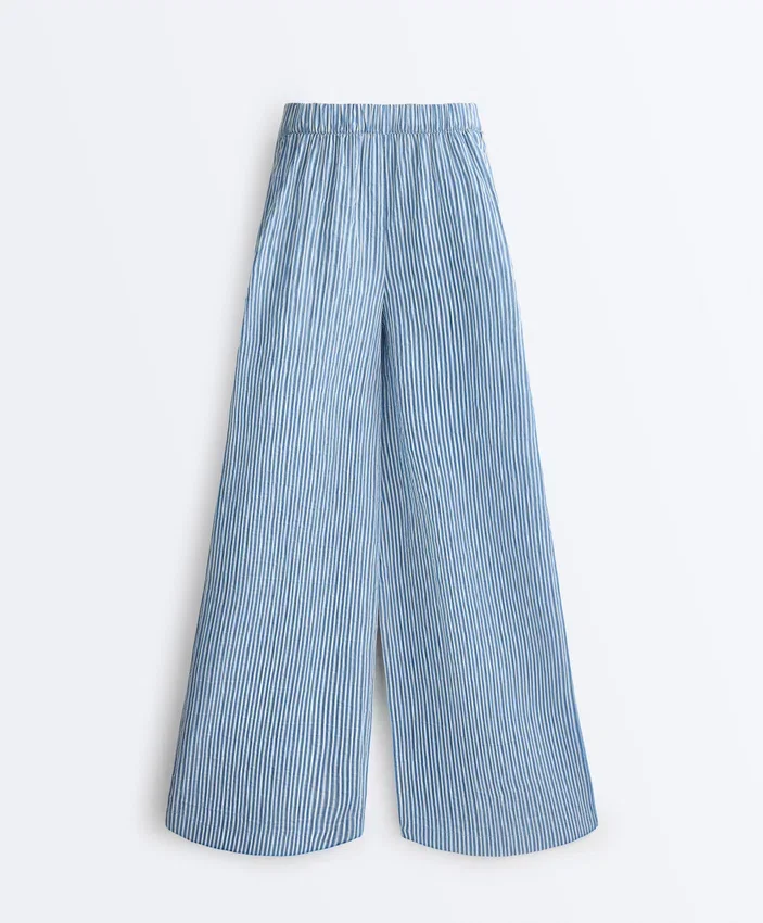 Geradlinige Hose aus Baumwollmischung mit Streifenmuster Geradlinige Hose aus Baumwollmischung mit Streifenmuster