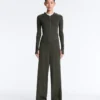 Geradlinige Hose aus Rippstrick Geradlinige Hose aus Rippstrick