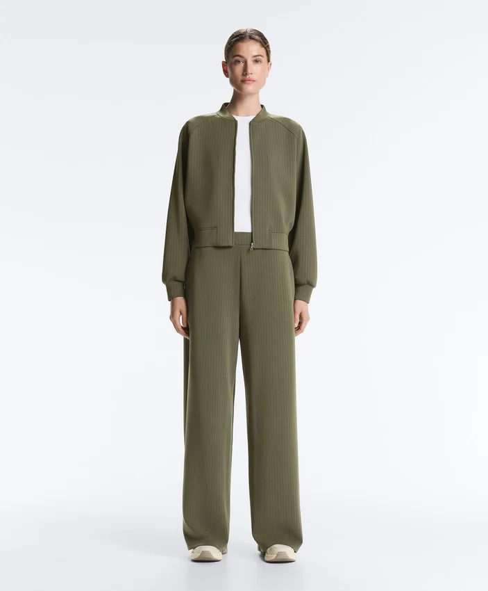 Gestreifte Bomberjacke aus Soft Touch-Modal Gestreifte Bomberjacke aus Soft Touch-Modal
