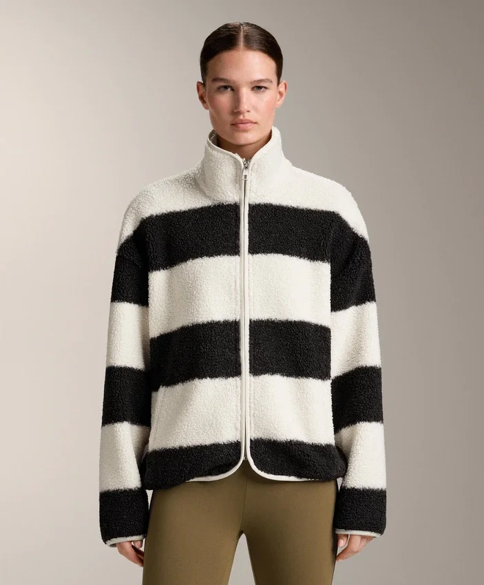 Gestreifte Lammfelljacke Gestreifte Lammfelljacke