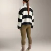 Gestreifte Lammfelljacke Gestreifte Lammfelljacke