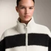 Gestreifte Lammfelljacke Gestreifte Lammfelljacke
