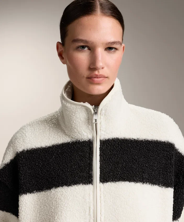 Gestreifte Lammfelljacke Gestreifte Lammfelljacke