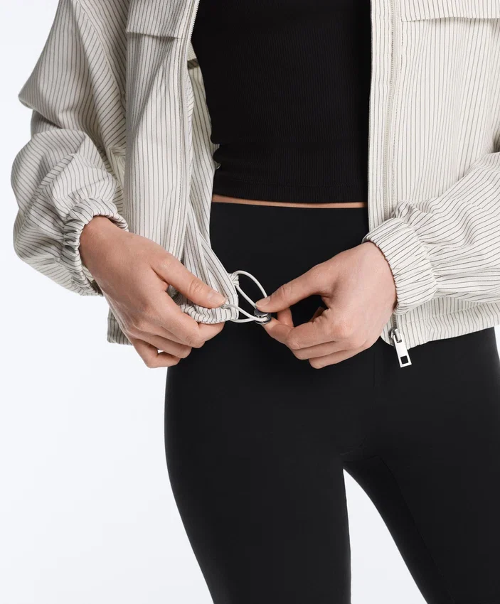 Gestreifte Stretch-Überziehjacke Gestreifte Stretch-Überziehjacke