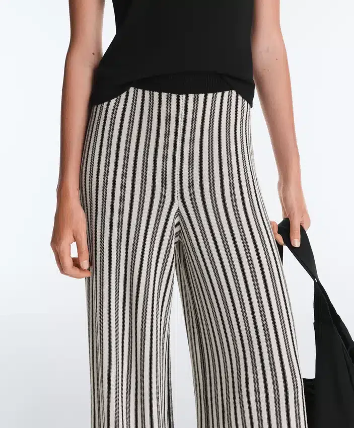 Gestreifte Strick-Bloomer-Hose Gestreifte Strick-Bloomer-Hose
