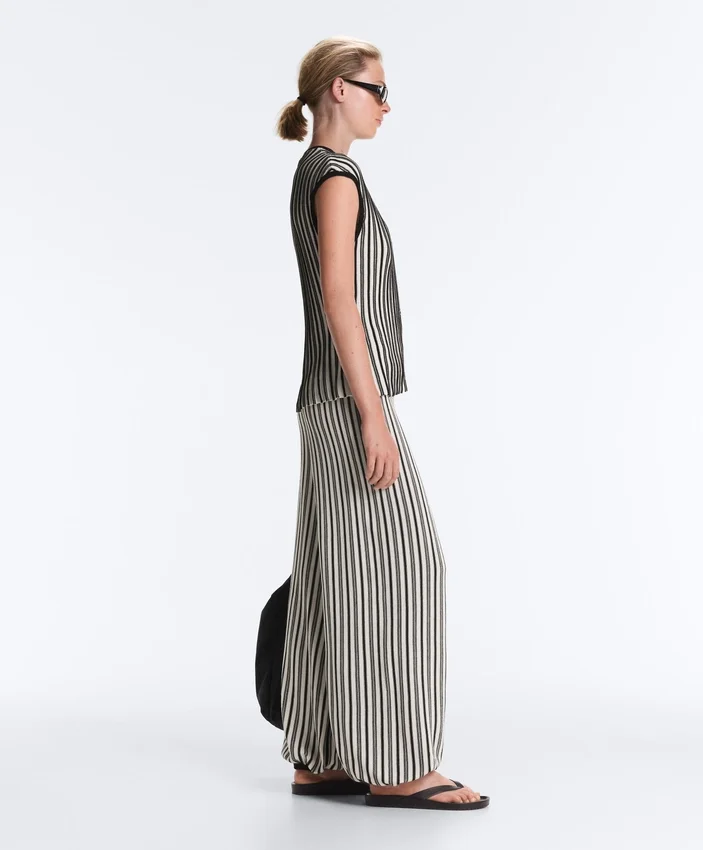 Gestreifte Strick-Bloomer-Hose Gestreifte Strick-Bloomer-Hose