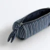 Gestreifte Tasche mit Knoten Gestreifte Tasche mit Knoten