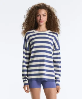 Gestreifter Strickpullover Gestreifter Strickpullover
