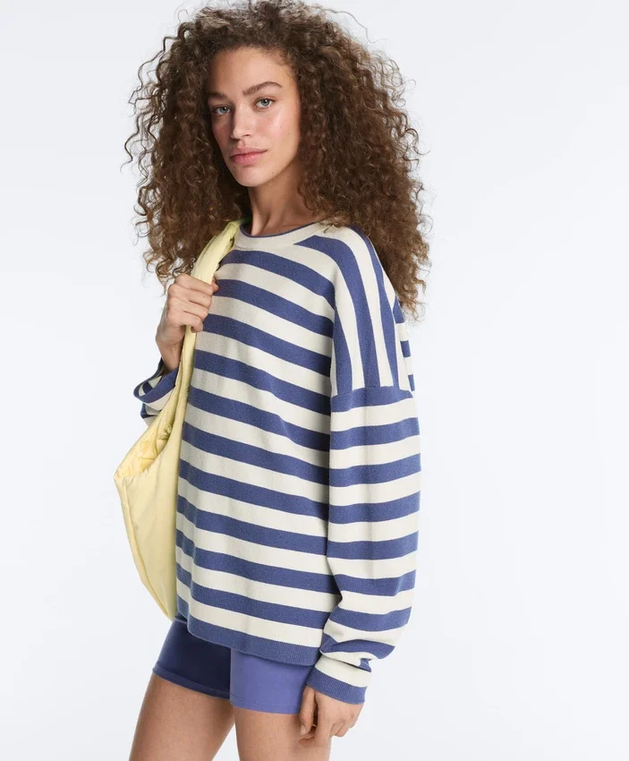 Gestreifter Strickpullover Gestreifter Strickpullover