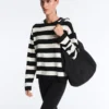 Gestreifter Strickpullover Gestreifter Strickpullover