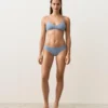 Gestreiftes Bikini-Oberteil Gestreiftes Bikini-Oberteil