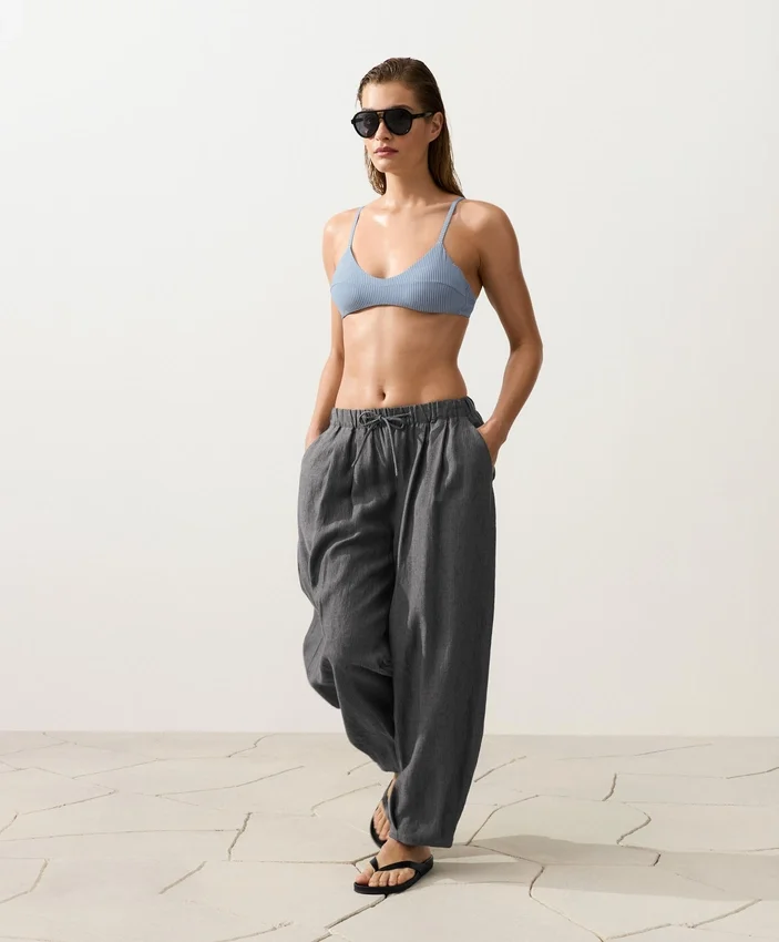 Gestreiftes Bikini-Oberteil Gestreiftes Bikini-Oberteil