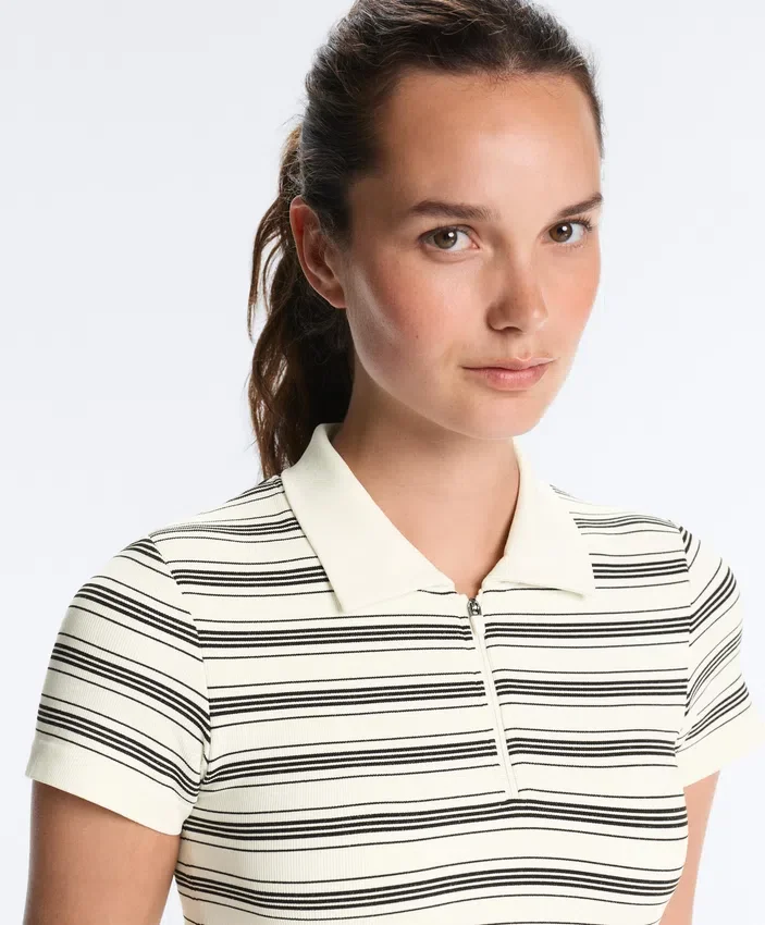 Gestreiftes, nahtloses Kurzarm-Poloshirt für Shorts Gestreiftes, nahtloses Kurzarm-Poloshirt für Shorts