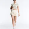 Gestreiftes, nahtloses Kurzarm-Poloshirt für Shorts Gestreiftes, nahtloses Kurzarm-Poloshirt für Shorts