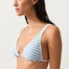 Gestreiftes, strukturiertes Triangel-Bikinioberteil mit Neckholder Gestreiftes, strukturiertes Triangel-Bikinioberteil mit Neckholder