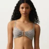 Gestreiftes Triangel-Oberteil für Bikinis Gestreiftes Triangel-Oberteil für Bikinis
