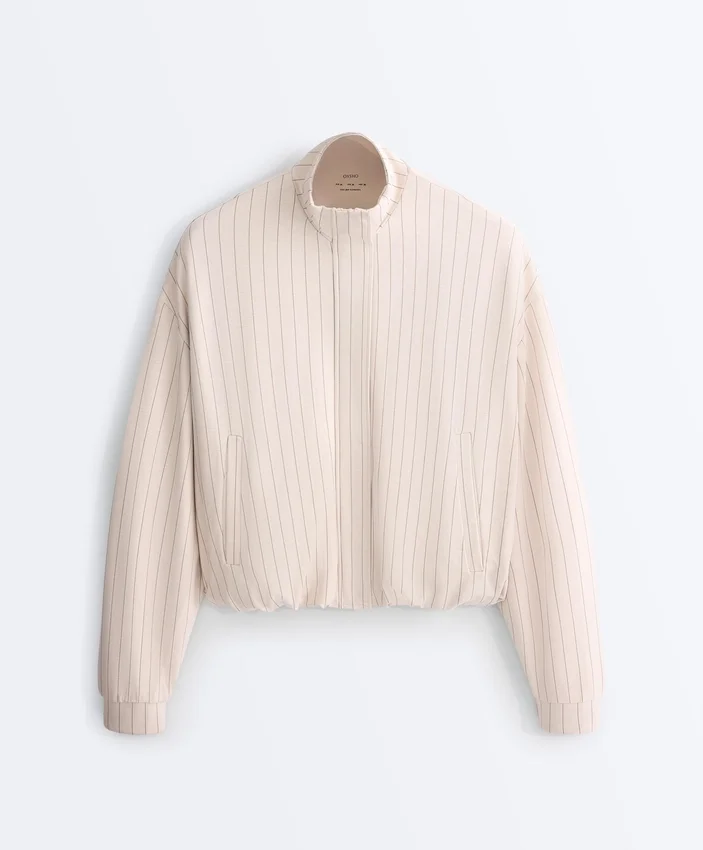 Gestreite Jacke mit ausgestellter Säume Gestreite Jacke mit ausgestellter Säume