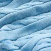 Gewaschenes, kurzärmeliges Strick-T-Shirt mit Zopfmuster und Trägern Gewaschenes, kurzärmeliges Strick-T-Shirt mit Zopfmuster und Trägern