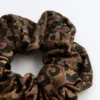Große Haargummis mit Leoparden-Jacquardmuster Große Haargummis mit Leoparden-Jacquardmuster
