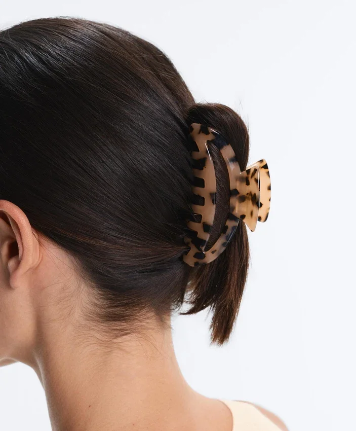 Große Haarschmuck-Spange in Schildpattoptik Große Haarschmuck-Spange in Schildpattoptik
