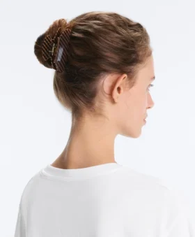 Haarschmuck mit Vichy-Karomuster