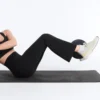 Hoch geschnittene Compressive-Hose mit ausgestelltem Bein Hoch geschnittene Compressive-Hose mit ausgestelltem Bein