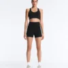 Hoch geschnittene Compressive-Hosen mit 10 cm Beinlänge Hoch geschnittene Compressive-Hosen mit 10 cm Beinlänge