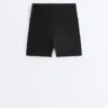 Hoch geschnittene Compressive-Hosen mit 10 cm Beinlänge Hoch geschnittene Compressive-Hosen mit 10 cm Beinlänge
