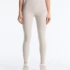 Hoch geschnittene, kompressive, reflektierende Core Control-Leggings in Knöchellänge Hoch geschnittene, kompressive, reflektierende Core Control-Leggings in Knöchellänge