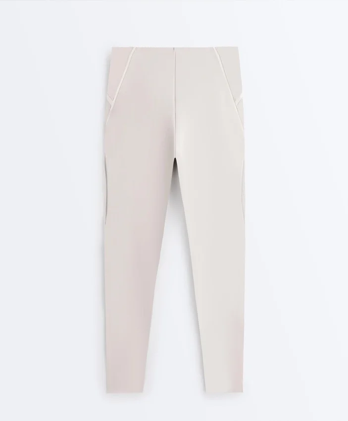 Hoch geschnittene, kompressive, reflektierende Core Control-Leggings in Knöchellänge Hoch geschnittene, kompressive, reflektierende Core Control-Leggings in Knöchellänge