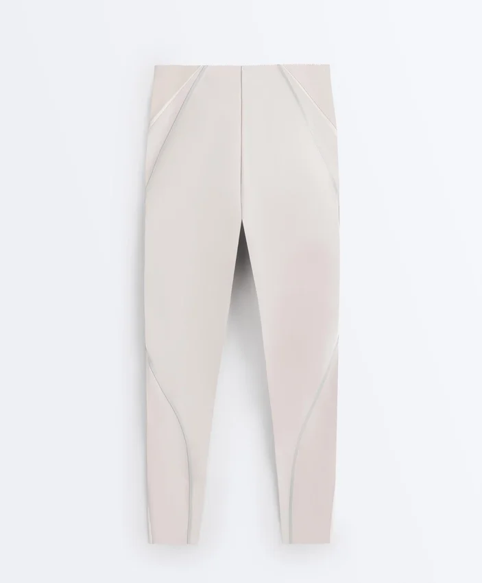 Hoch geschnittene, kompressive, reflektierende Core Control-Leggings in Knöchellänge Hoch geschnittene, kompressive, reflektierende Core Control-Leggings in Knöchellänge
