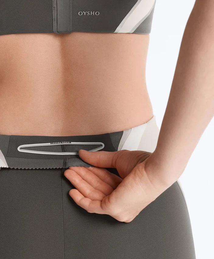 Hoch geschnittene, kompressive, reflektierende Core Control-Leggings in Knöchellänge Hoch geschnittene, kompressive, reflektierende Core Control-Leggings in Knöchellänge