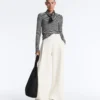 Hoch taillierte Twill-Hose mit weitem Bein und Falten Hoch taillierte Twill-Hose mit weitem Bein und Falten