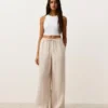 Hose aus 100 % Leinen mit geradem Bein Hose aus 100 % Leinen mit geradem Bein